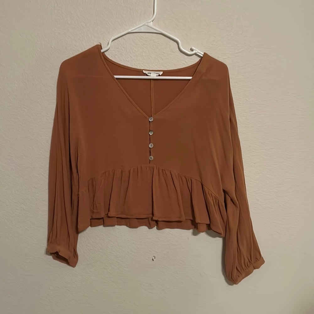 Brown/orange toned long sleeve top